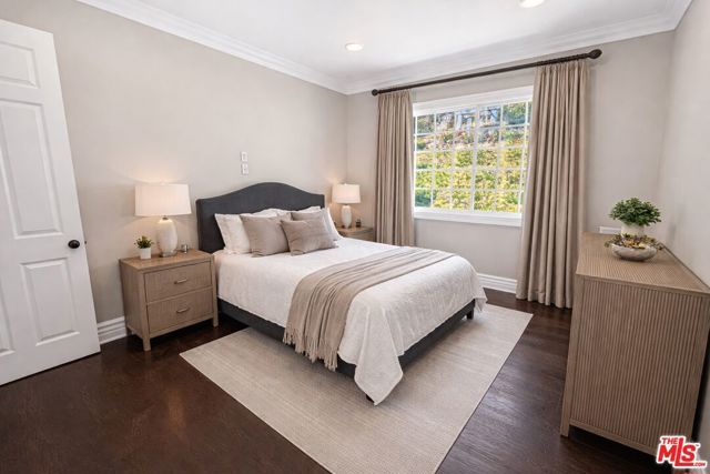 14132 Beresford Road, Beverly Hills, CA 90210