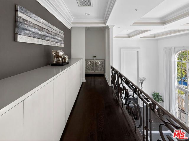 14132 Beresford Road, Beverly Hills, CA 90210