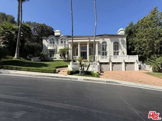 14132 Beresford Road, Beverly Hills, CA 90210
