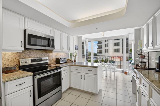 3211 S Ocean Boulevard 403, Highland Beach, FL 33487