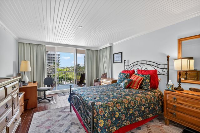 3211 S Ocean Boulevard 403, Highland Beach, FL 33487