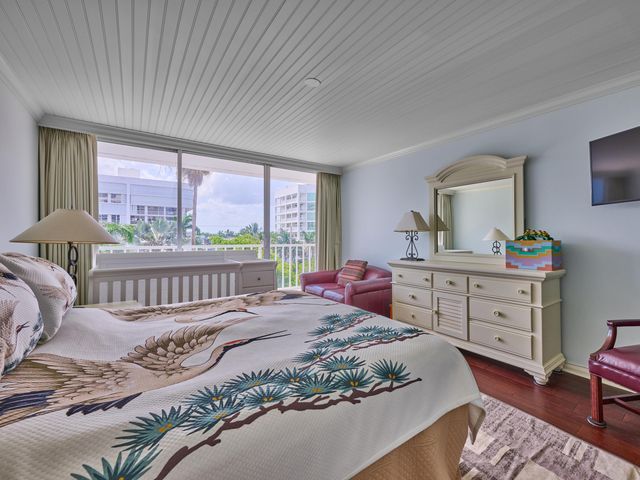 3211 S Ocean Boulevard 403, Highland Beach, FL 33487