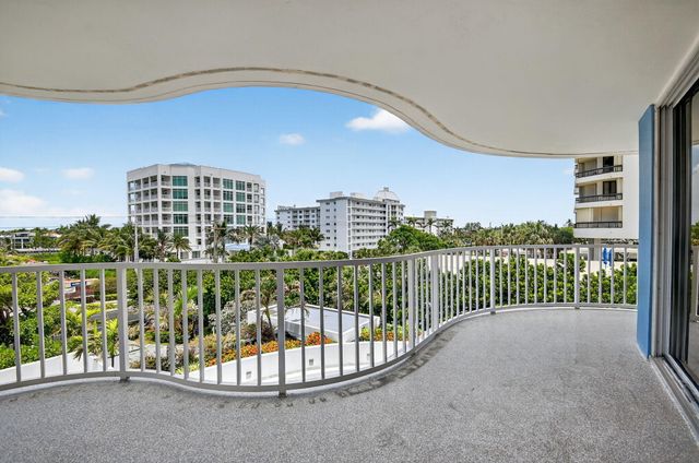 3211 S Ocean Boulevard 403, Highland Beach, FL 33487