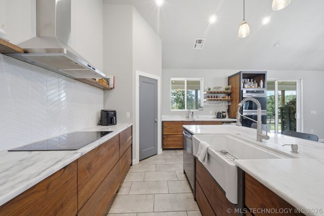 8116 Gary Drive, Tulsa, OK 74131