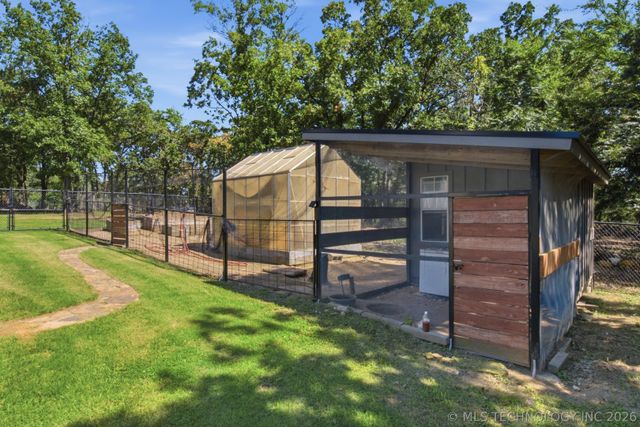 8116 Gary Drive, Tulsa, OK 74131