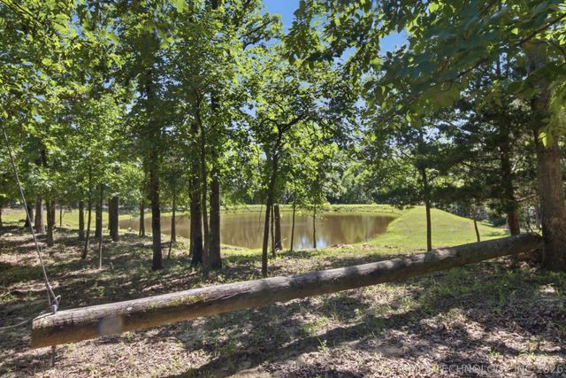8116 Gary Drive, Tulsa, OK 74131