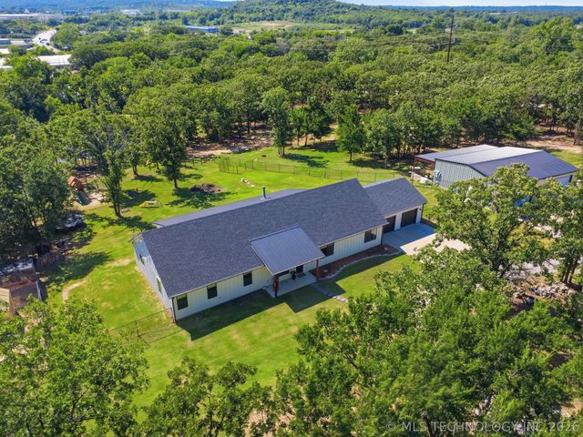 8116 Gary Drive, Tulsa, OK 74131