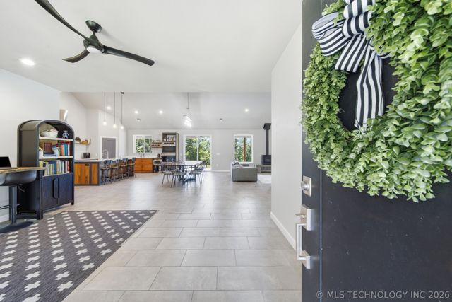 8116 Gary Drive, Tulsa, OK 74131