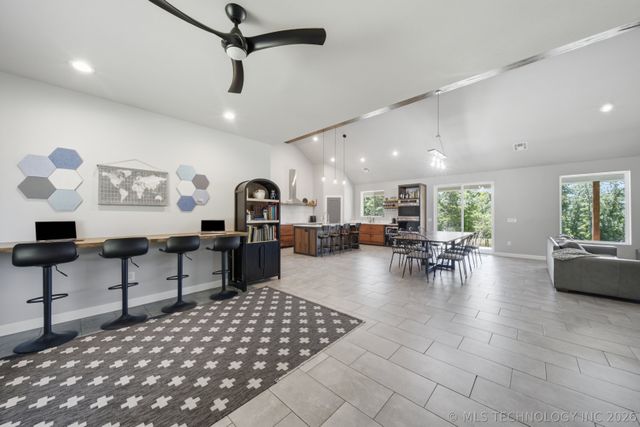 8116 Gary Drive, Tulsa, OK 74131
