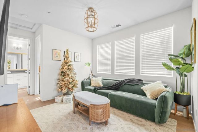 835 Vera St, Solana Beach, CA 92075