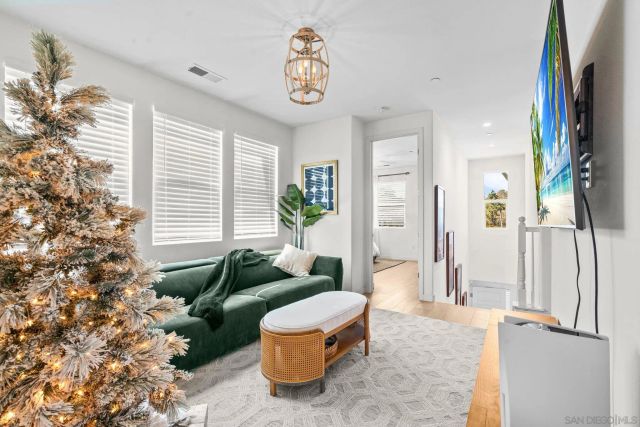 835 Vera St, Solana Beach, CA 92075