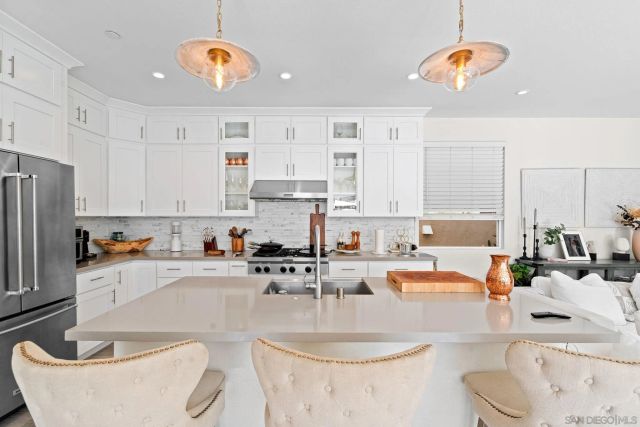 835 Vera St, Solana Beach, CA 92075