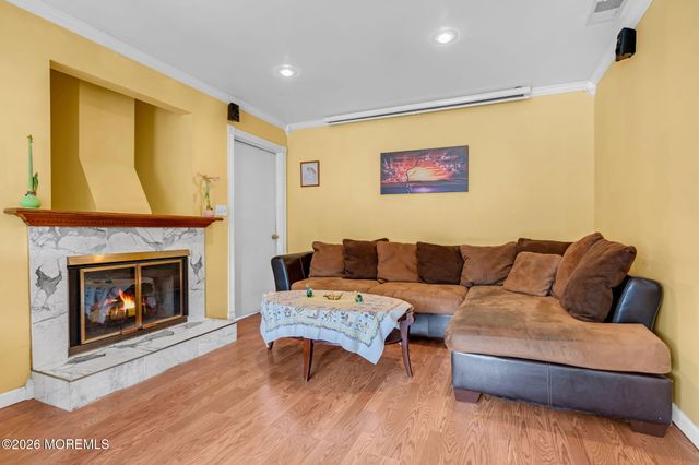 29 Williams Avenue, North Middletown, NJ 07748