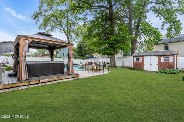 29 Williams Avenue, North Middletown, NJ 07748