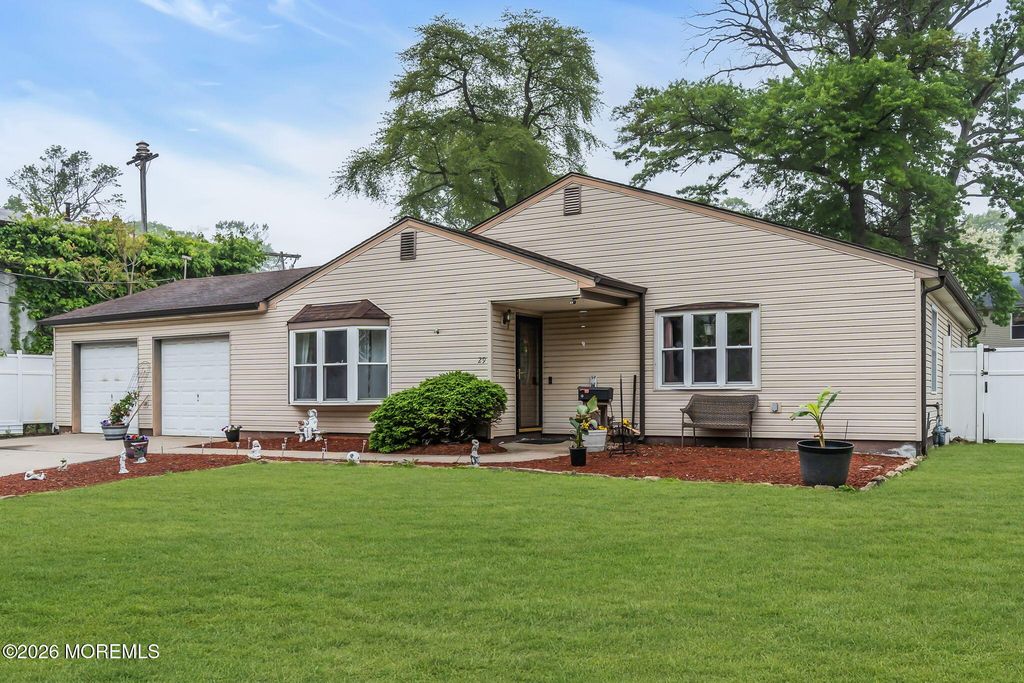 29 Williams Avenue, North Middletown, NJ 07748