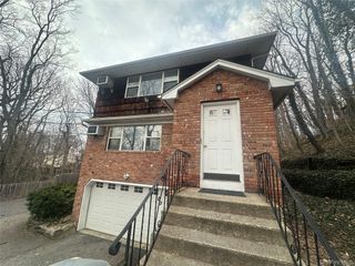 45 Hammond Road, Glen Cove, NY 11542