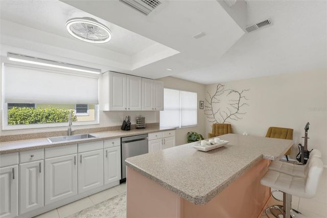 500 SANIBEL COURT, Tarpon Springs, FL 34689