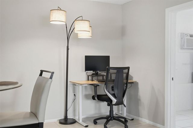 500 SANIBEL COURT, Tarpon Springs, FL 34689