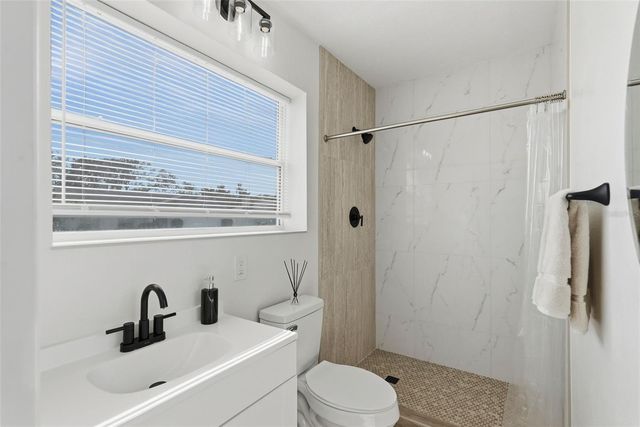 500 SANIBEL COURT, Tarpon Springs, FL 34689