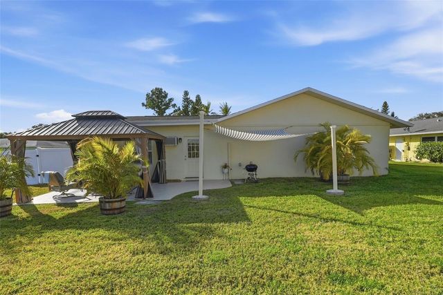 500 SANIBEL COURT, Tarpon Springs, FL 34689