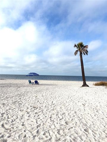 500 SANIBEL COURT, Tarpon Springs, FL 34689