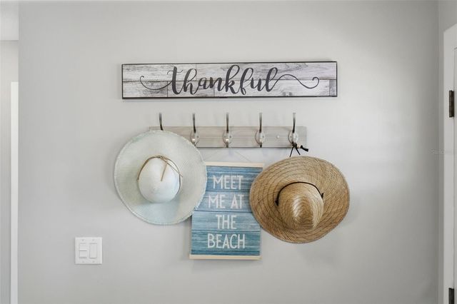 500 SANIBEL COURT, Tarpon Springs, FL 34689