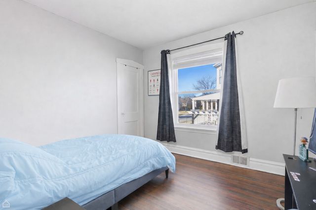 4575 N Narragansett Avenue, Chicago, IL 60630