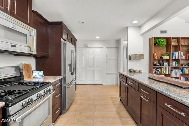 604 Charles Street, Moorpark, CA 93021