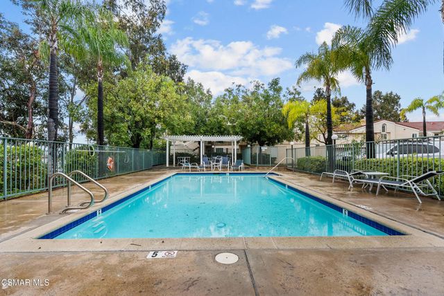 604 Charles Street, Moorpark, CA 93021