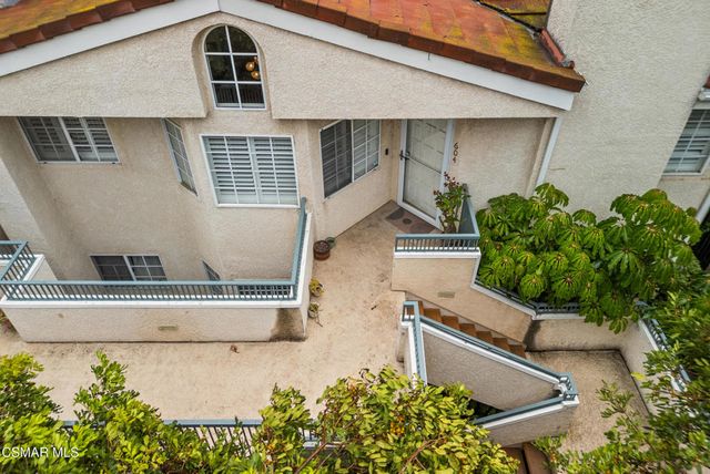 604 Charles Street, Moorpark, CA 93021