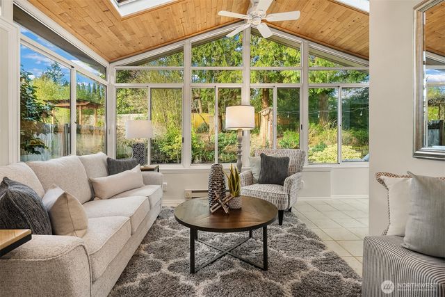 16042 Lake Hills Boulevard, Bellevue, WA 98008