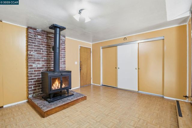 19736 Royal Ave, Hayward, CA 94541