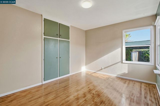 19736 Royal Ave, Hayward, CA 94541