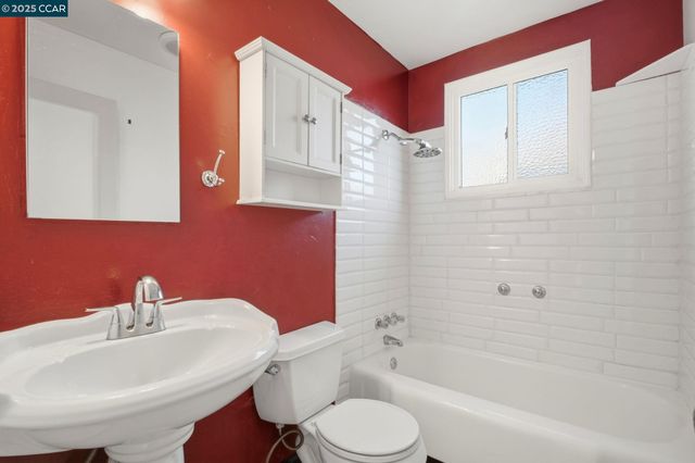 19736 Royal Ave, Hayward, CA 94541