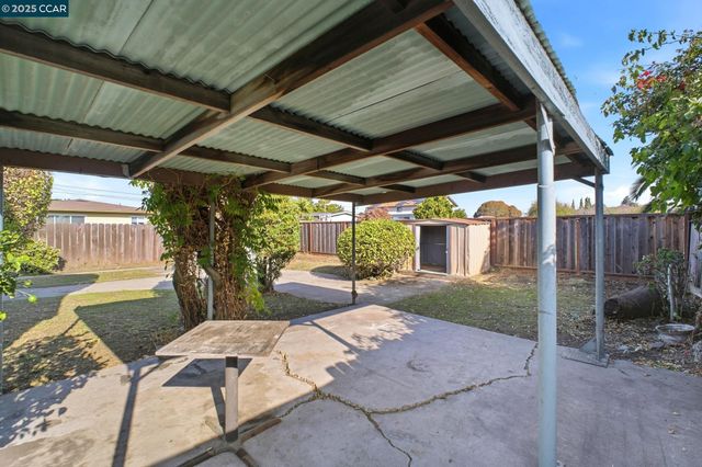 19736 Royal Ave, Hayward, CA 94541