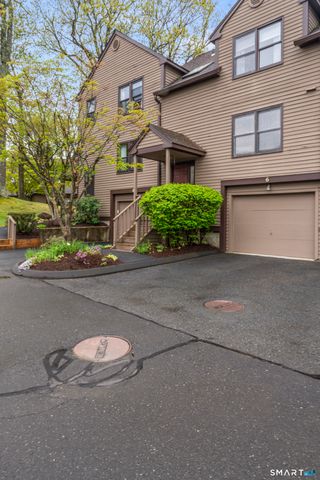 6 Deepwood Circle 6, Monroe, CT 06468