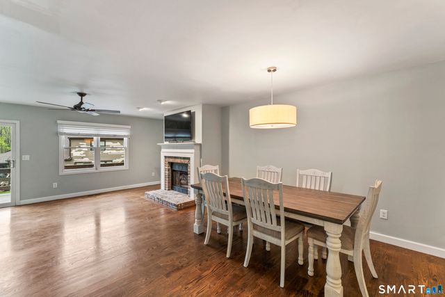 6 Deepwood Circle 6, Monroe, CT 06468