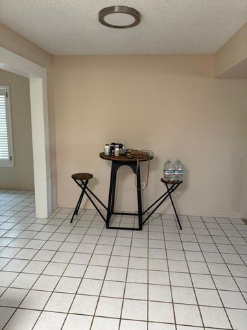 9209 W Glen Oaks Circle N, Sun City, AZ 85351