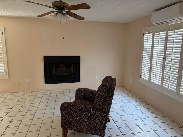 9209 W Glen Oaks Circle N, Sun City, AZ 85351