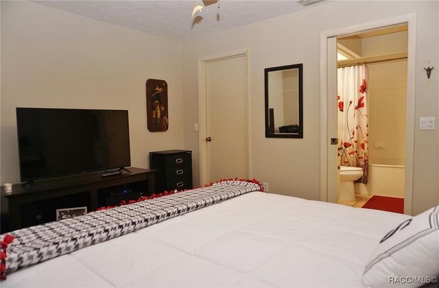 1602 N Foxboro Loop, Crystal River, FL 34429