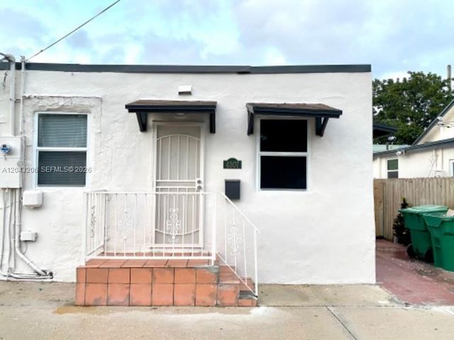 4307 SW 9th ST 4307, Miami, FL 33134