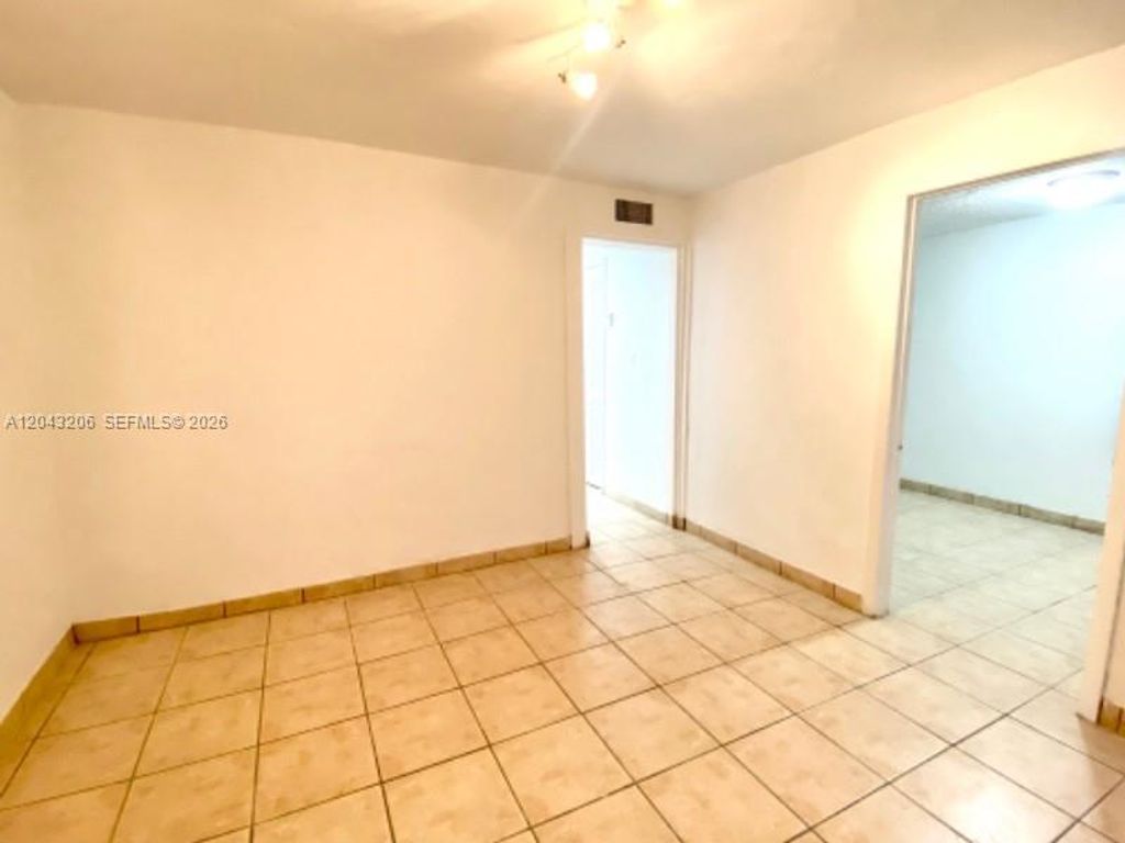 4307 SW 9th ST 4307, Miami, FL 33134