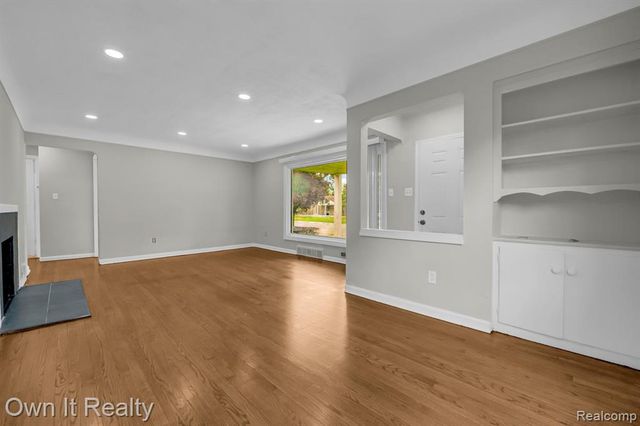 20154 Hubbell Street, Detroit, MI 48235