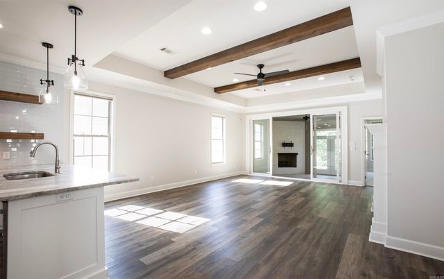 5 Saffron Circle, Little Rock, AR 72223