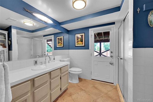 1500 W Ridge Road, Littleton, CO 80120