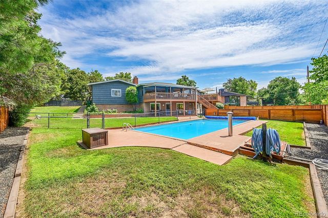 1500 W Ridge Road, Littleton, CO 80120