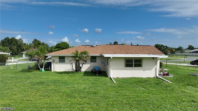 1414 Alwynne DR, Lehigh Acres, FL 33936