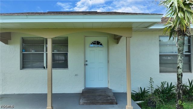 1414 Alwynne DR, Lehigh Acres, FL 33936