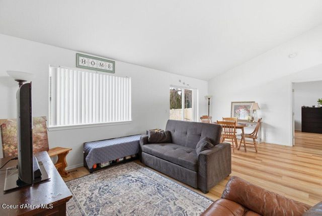 1083 N Tubsgate CT, Post Falls, ID 83854