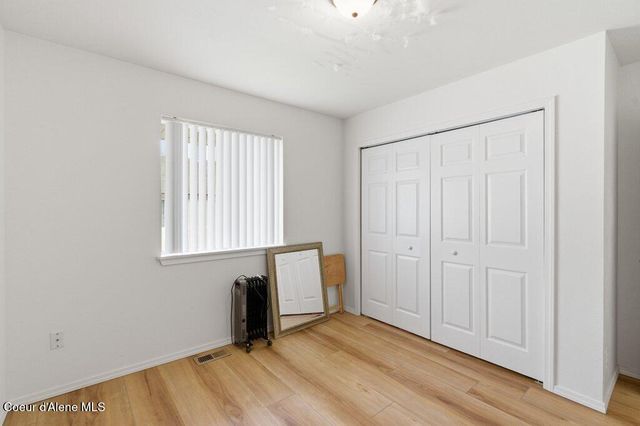 1083 N Tubsgate CT, Post Falls, ID 83854